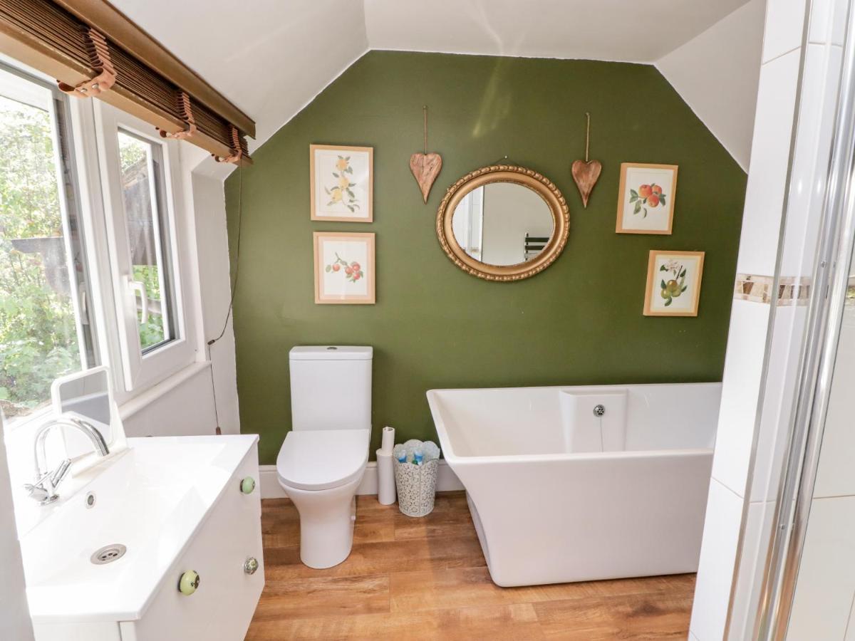 Old Pump Cottage Ross-on-Wye المظهر الخارجي الصورة